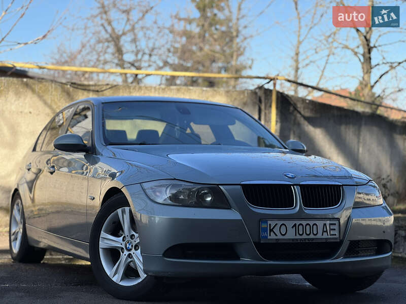 Седан BMW 3 Series 2007 в Мукачевому