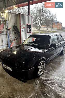 Купе BMW 3 Series 1987 в Зенькове