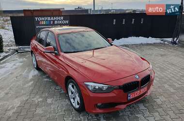 Седан BMW 3 Series 2012 в Золочеві