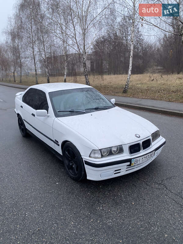 BMW 3 Series 1991