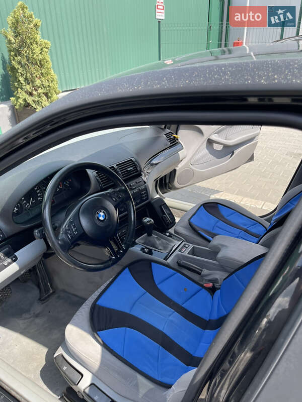 Седан BMW 3 Series 2000 в Чернівцях