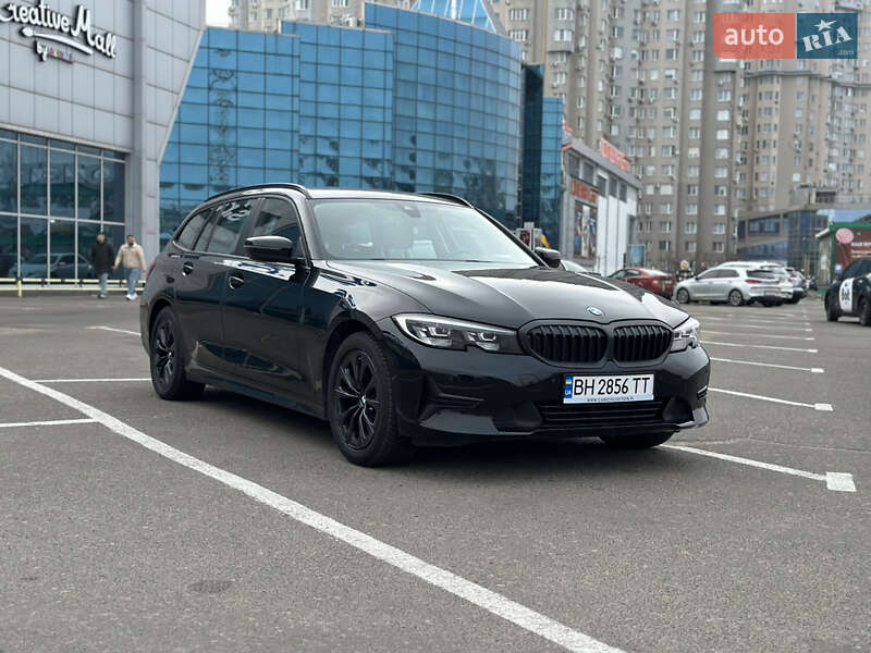 BMW 3 Series 2021