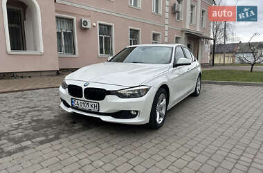 Седан BMW 3 Series 2015 в Черкасах