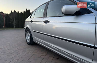 Седан BMW 3 Series 2003 в Ивано-Франковске