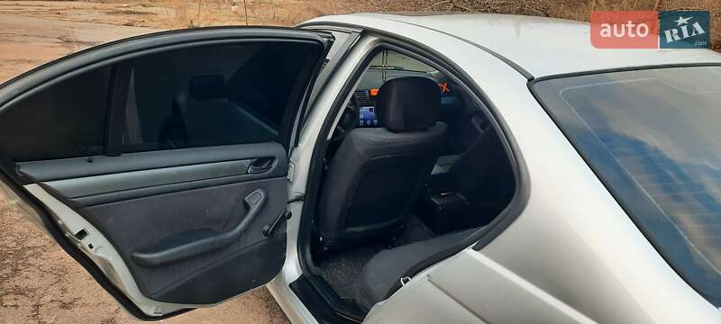 BMW 3 Series 2002