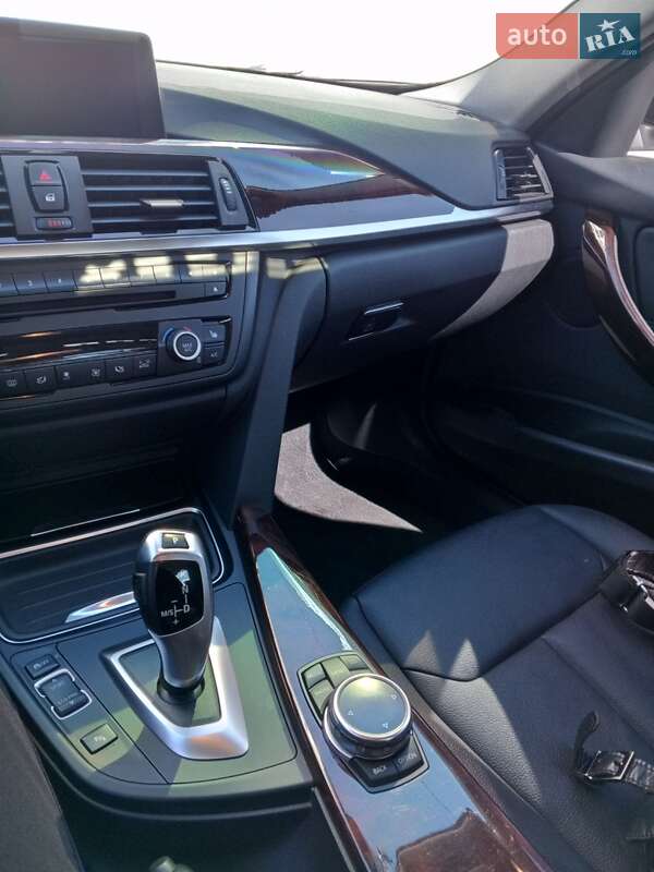 Седан BMW 3 Series 2014 в Кременчуге