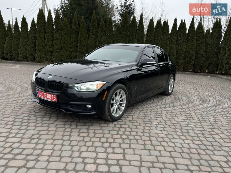 Седан BMW 3 Series 2016 в Львові