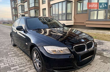 Седан BMW 3 Series 2009 в Львові