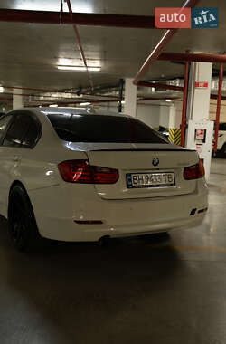 Седан BMW 3 Series 2014 в Одессе