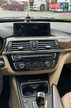 Седан BMW 3 Series 2015 в 