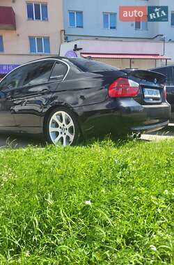 Седан BMW 3 Series 2005 в Виннице