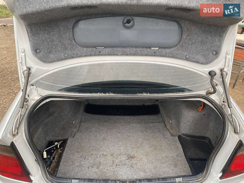 Седан BMW 3 Series 2000 в Одессе