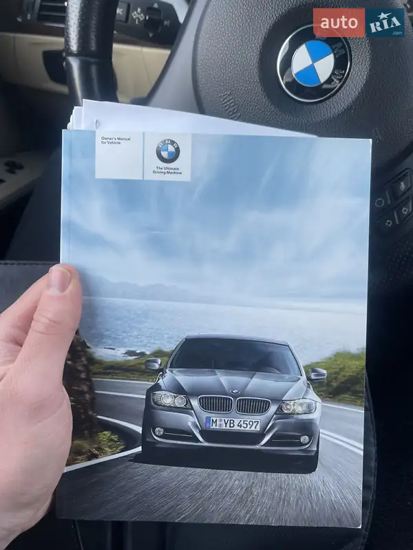 Седан BMW 3 Series 2010 в Хмельницком документ