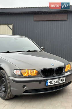 Седан BMW 3 Series 2004 в Бучаче