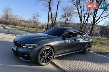 Седан BMW 3 Series 2021 в Запоріжжі