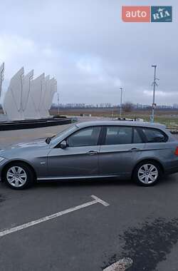 BMW 3 Series 2009