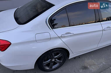 Седан BMW 3 Series 2013 в Львове