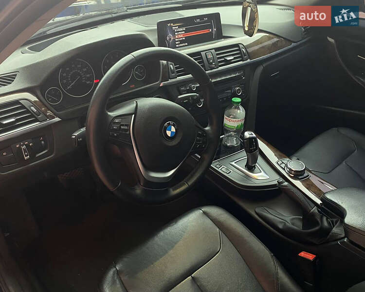 Седан BMW 3 Series 2015 в Одессе