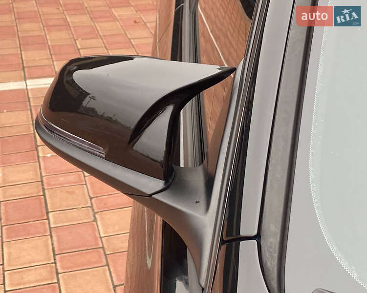 Седан BMW 3 Series 2015 в Одессе