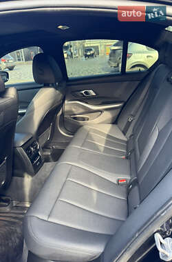 Седан BMW 3 Series 2021 в 