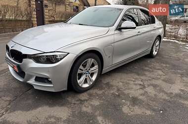 BMW 3 Series 2017