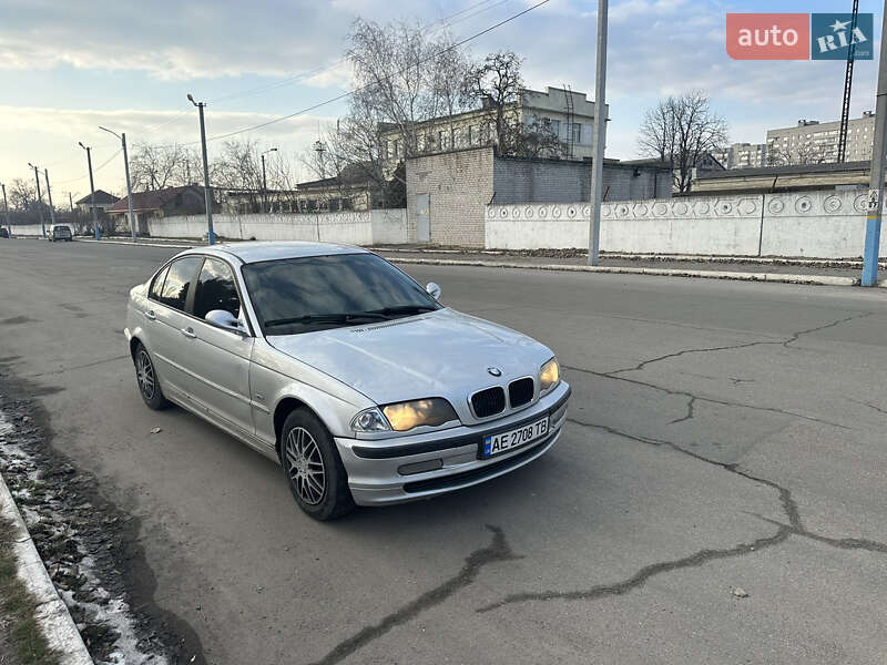 Седан BMW 3 Series 1999 в Днепре