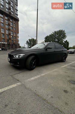 Седан BMW 3 Series 2014 в Дніпрі