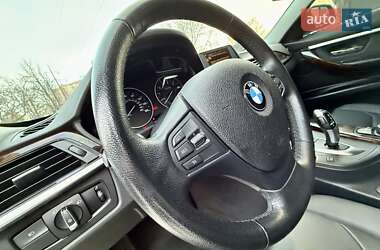 Седан BMW 3 Series 2015 в 