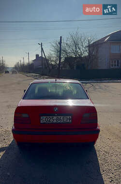 Седан BMW 3 Series 1998 в Сквире