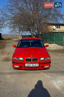 Седан BMW 3 Series 1998 в Сквире