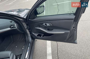 Седан BMW 3 Series 2020 в 