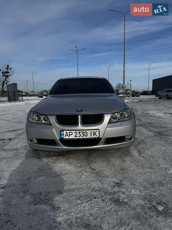 Седан BMW 3 Series 2005 в 