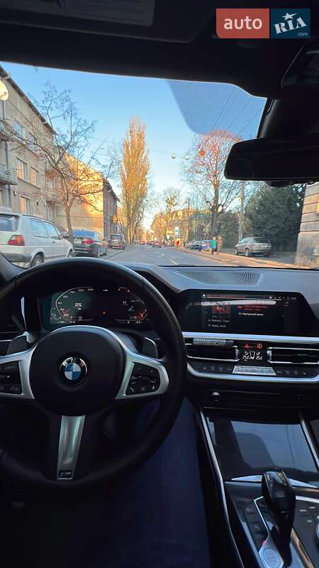 Седан BMW 3 Series 2019 в Львові