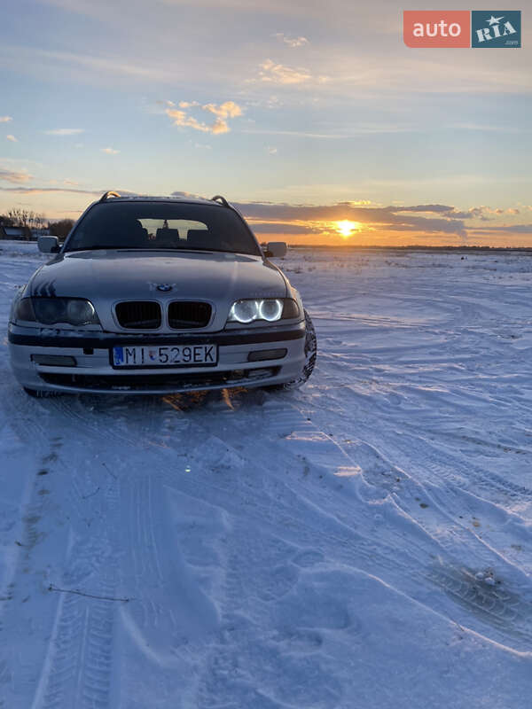 Универсал BMW 3 Series 2005 в Сарнах