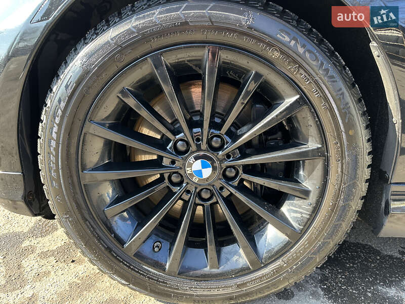 Седан BMW 3 Series 2011 в Запоріжжі