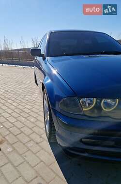 Седан BMW 3 Series 2001 в Теребовле