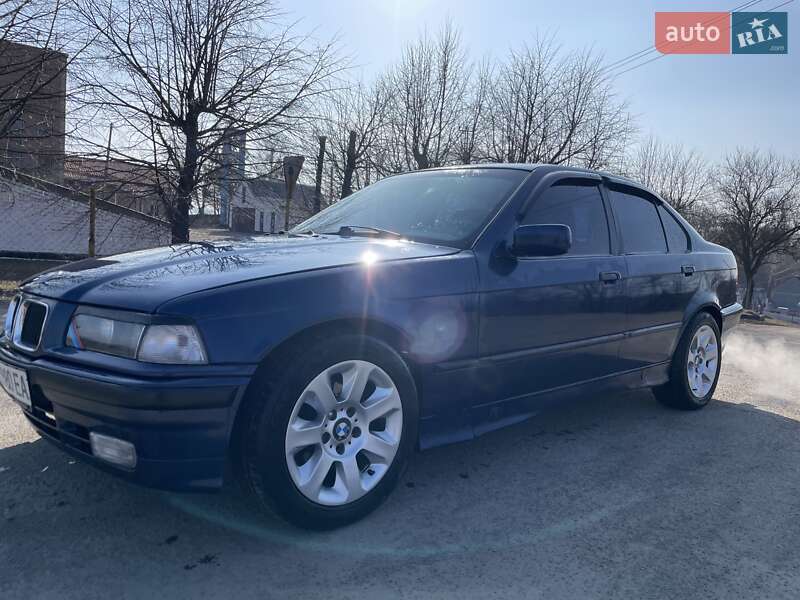 BMW 3 Series 1993