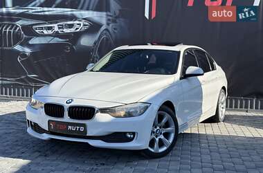 Седан BMW 3 Series 2015 в Львові