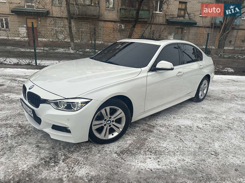 Седан BMW 3 Series 2017 в Славянске