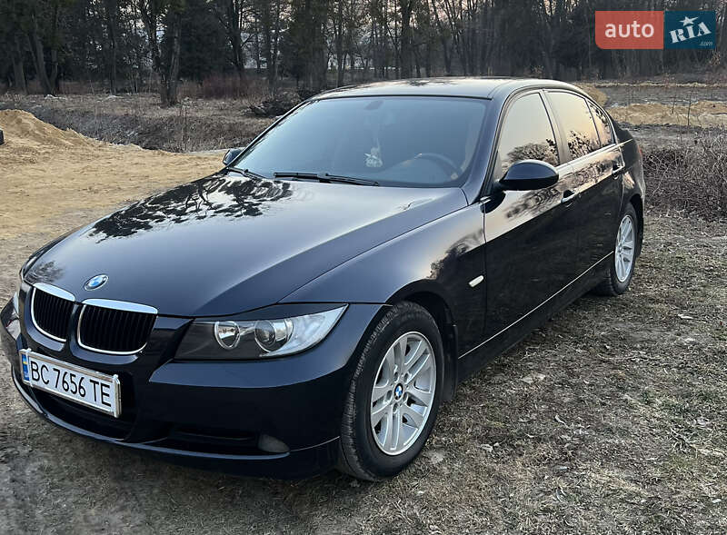 Седан BMW 3 Series 2007 в Золочеві