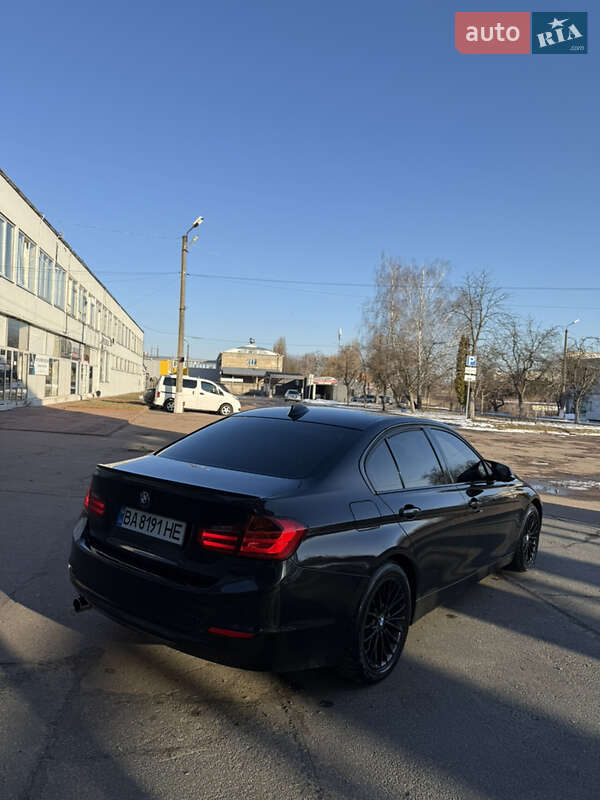 Седан BMW 3 Series 2012 в Чернигове