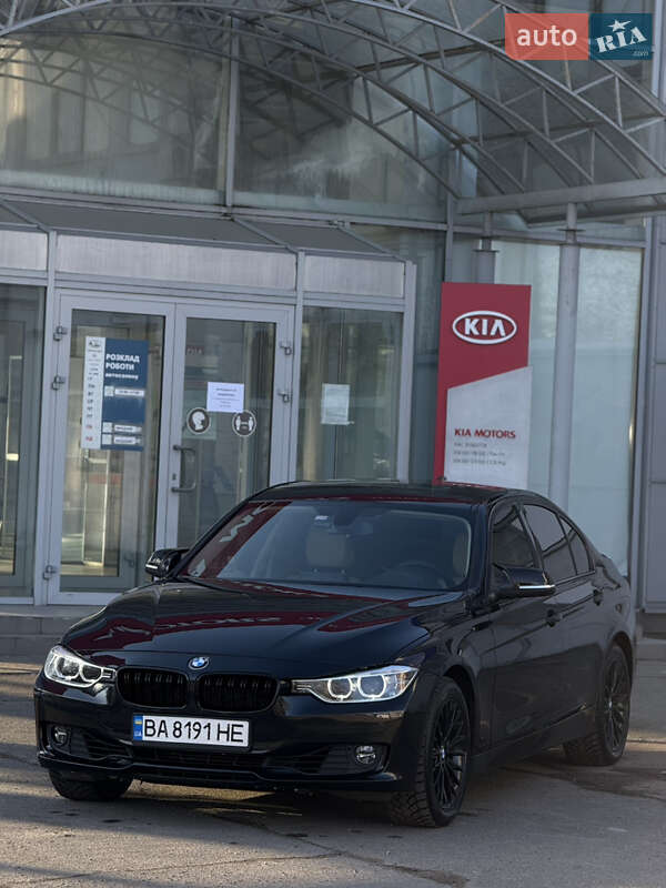 Седан BMW 3 Series 2012 в Чернигове