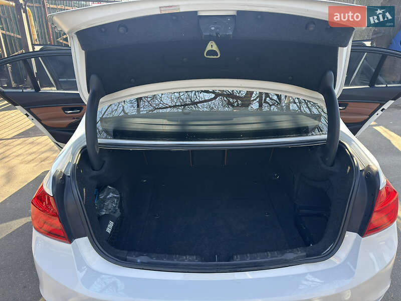 Седан BMW 3 Series 2012 в Одессе