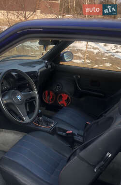 Купе BMW 3 Series 1985 в Киеве