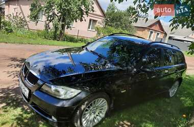 Универсал BMW 3 Series 2008 в Нововолынске