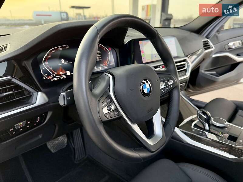 Седан BMW 3 Series 2019 в Днепре