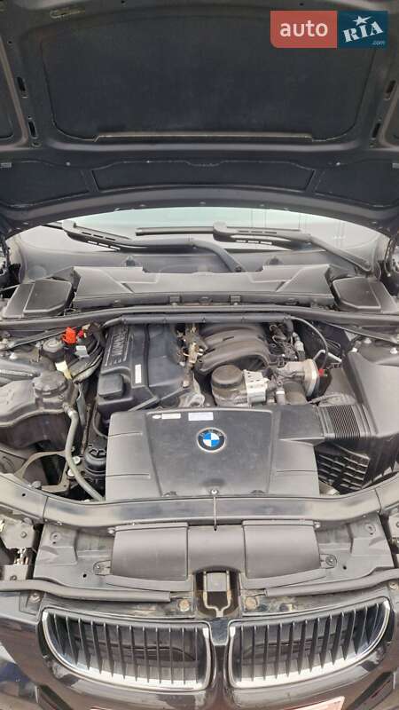 Седан BMW 3 Series 2007 в Миколаєві