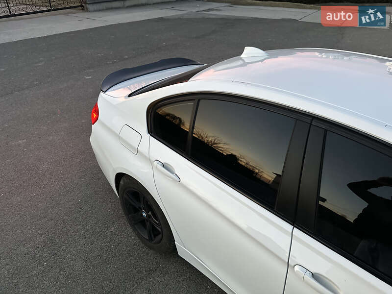 Седан BMW 3 Series 2014 в Владимире