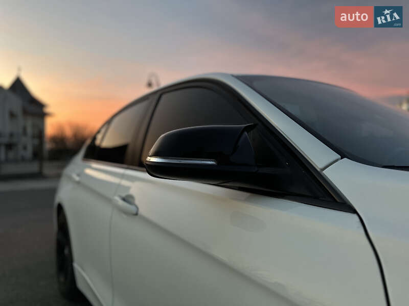 Седан BMW 3 Series 2014 в Владимире