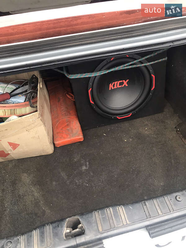 Седан BMW 3 Series 1984 в Сумах фото 6 Седан BMW 3 Series 1984 в Сумах